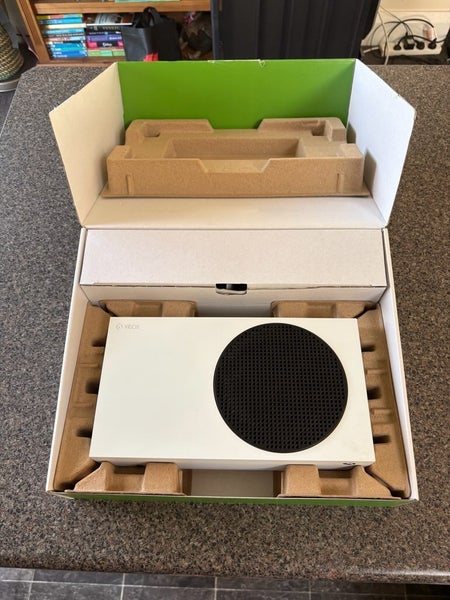 XBOX Series S Carousel 1