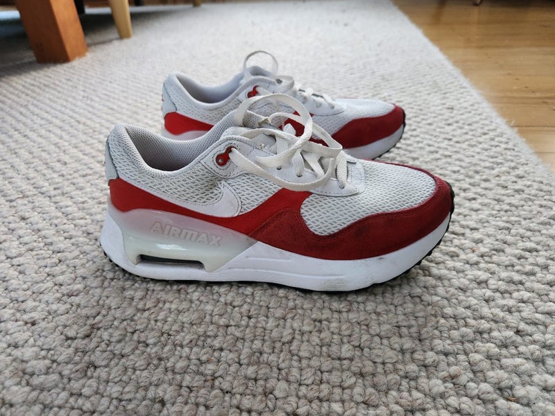 Air Max Sneakers Carousel 1