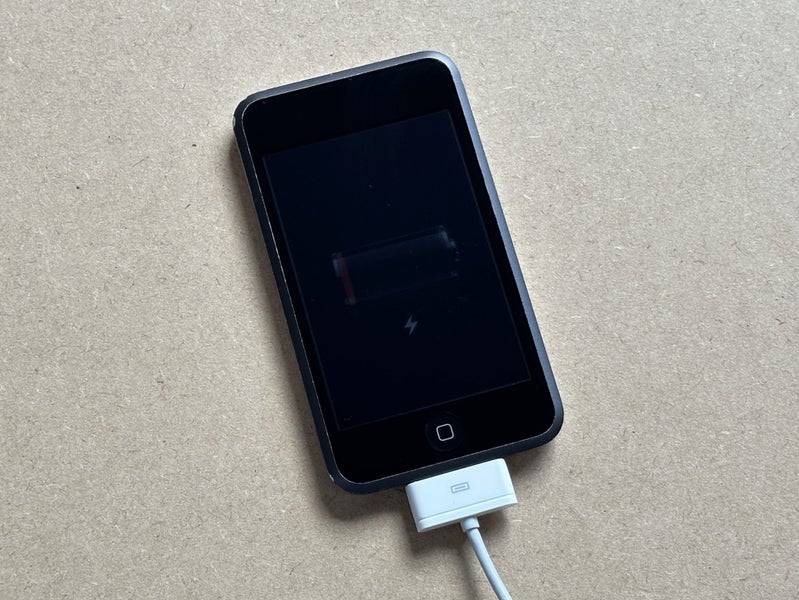8x 1st Gen iPod touch Carousel 2