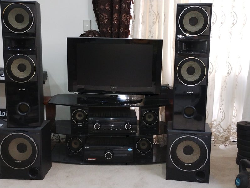 Sony Sound System and speakers Carousel 1