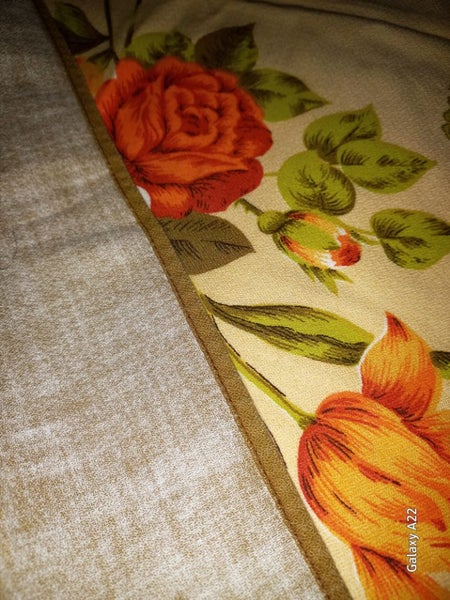 Gorgeous retro orange floral table cloth. Carousel 5
