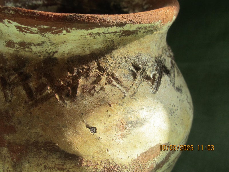 19th C, Lapita Water Pot, Fiji, Un-glazed,100 mm, VG Carousel 9