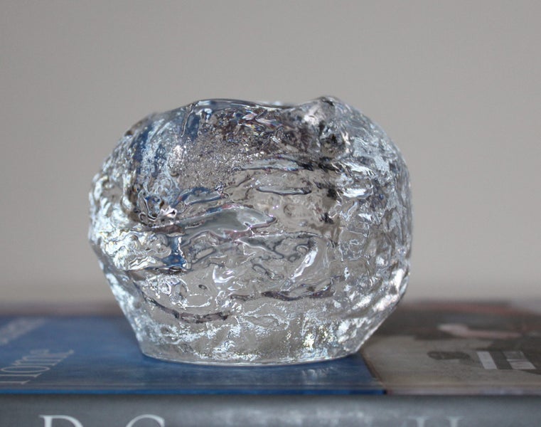 +++ SCANDINAVIAN "KOSTA BODA - SWEDEN" SNOWBALL CANDLE HOLDER +++ Carousel 1