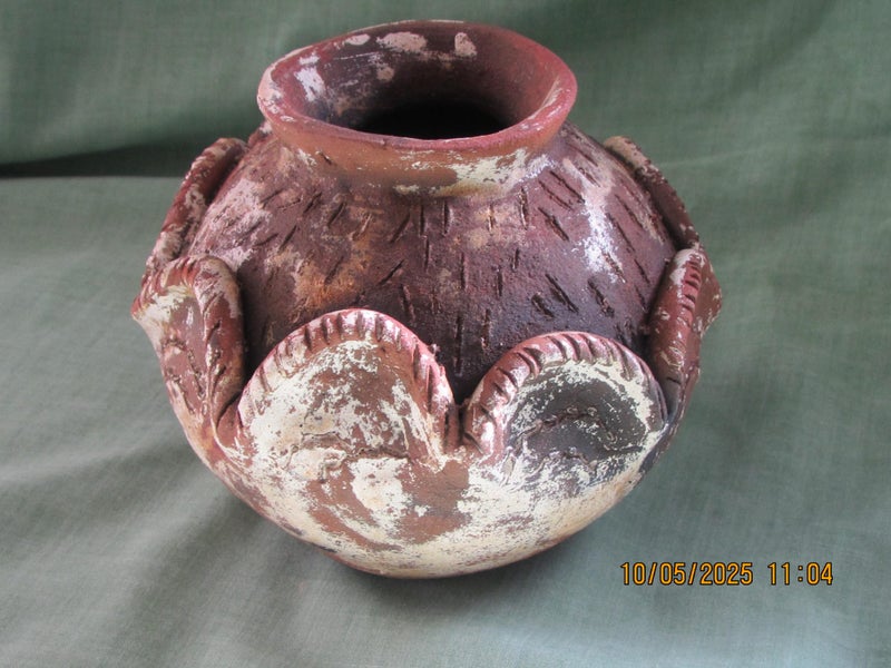 19th C, Lapita Water Pot, Fiji, Ornate Un-glazed,105 mm, VG Carousel 2