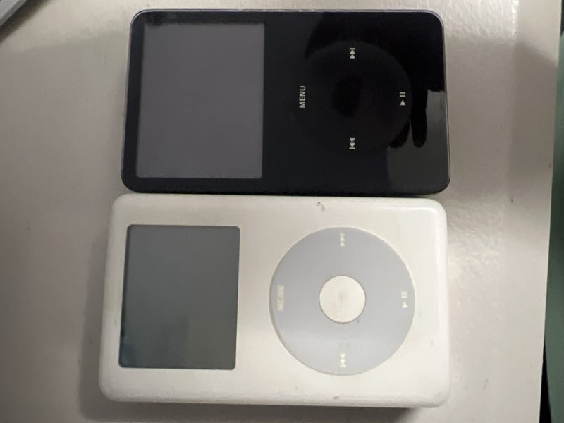 X2 ipod Classic 40gb& 60gb Carousel 1