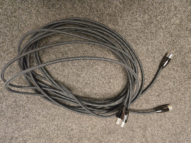 Audioquest Yukon XLR interconnects 5m pair Carousel 2