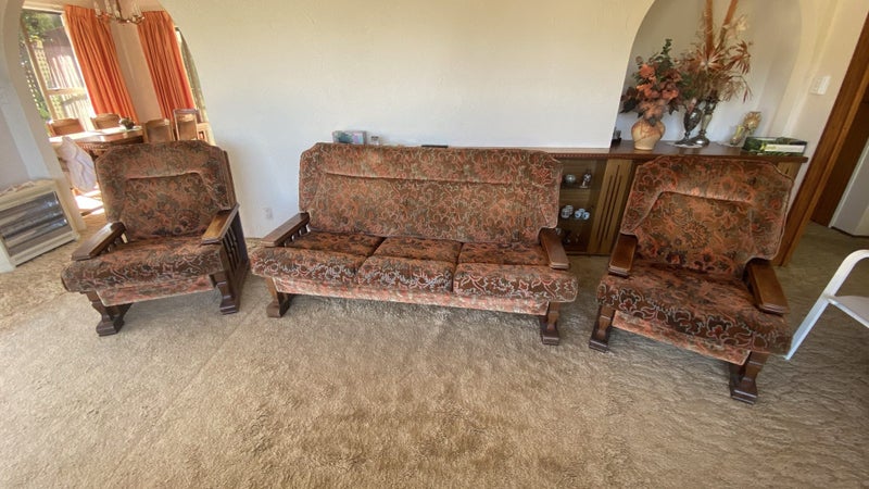Vintage lounge suite - Airest solid mahogany Carousel 1