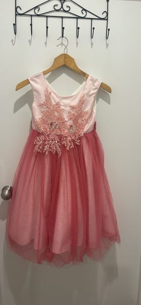 Girls dress Carousel 1