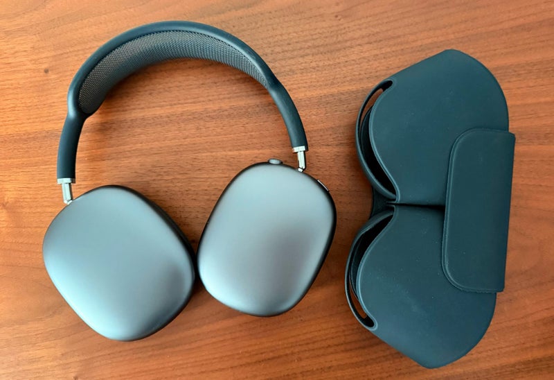 Apple AirPods Max - Midnight - Excellent Condition Carousel 2