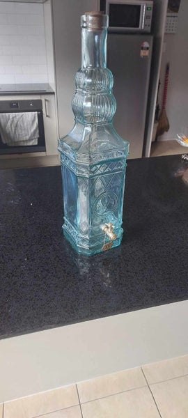 Grand Glass Bottle with Tap Carousel 5