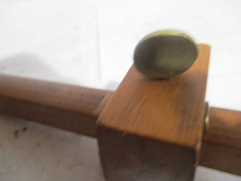 Wood gauge. Carousel 5