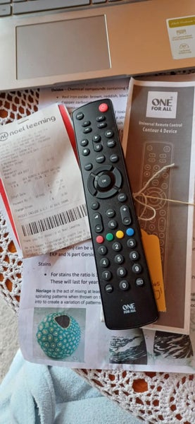 TV REMOTE - One for All Carousel 1
