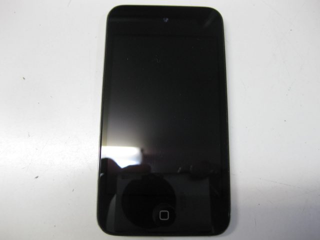 iPod Touch 4th Generation (16GB) Carousel 1