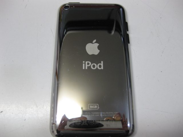 iPod Touch 4th Generation (16GB) Carousel 2