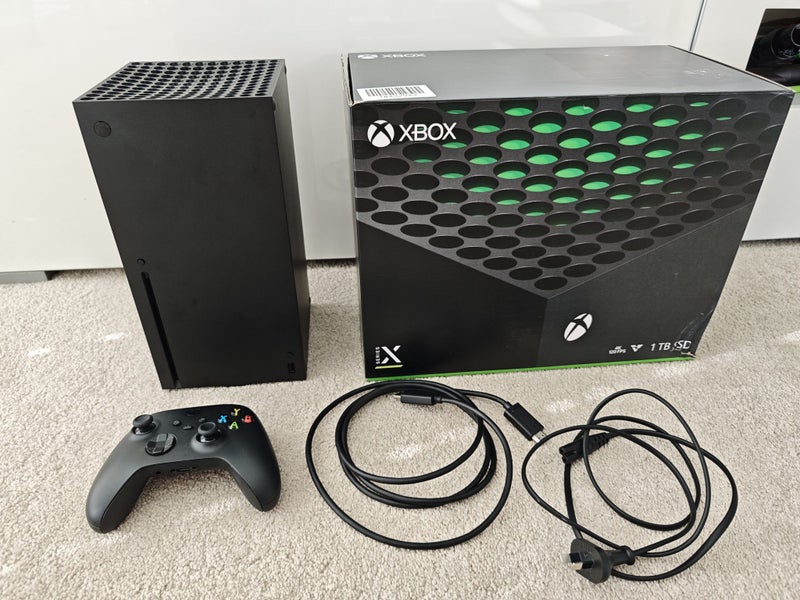 Xbox Series X 1TB Carousel 1