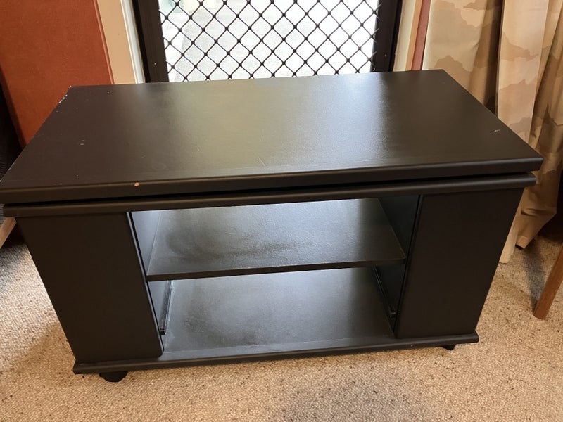TV Cabinet Carousel 1