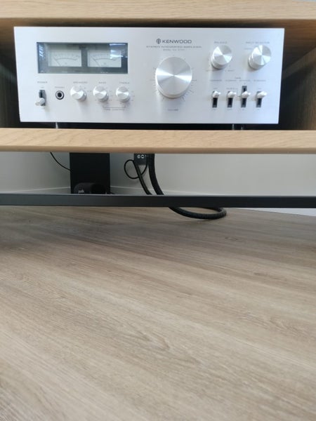 Kenwood KA-5700 Amp Carousel 1