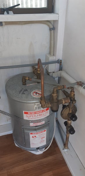 Temporary flush toilet for building site Carousel 8