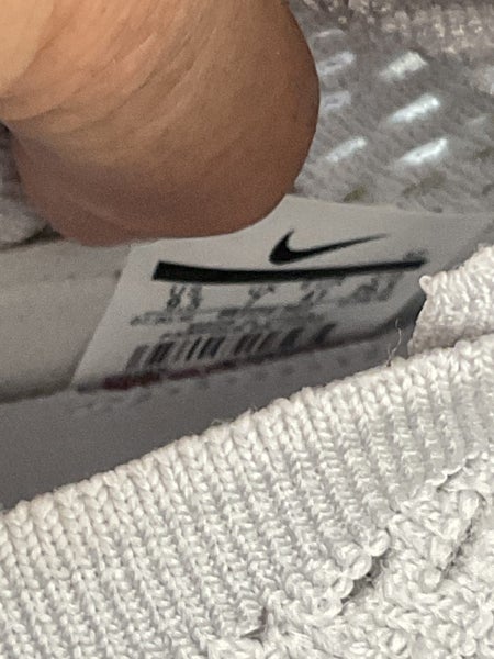 Never worn Nike flyknit casual trainers Carousel 6
