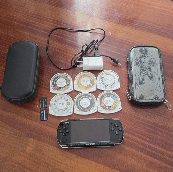 PSP 3002 with 6 Games + Carry Case Carousel 1
