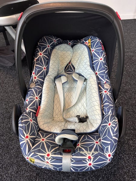 Quinny Stroller + Maxi-Cosi Capsule Carousel 4