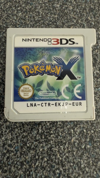 Nintendo 2DS Boxed with Pokémon X Carousel 7