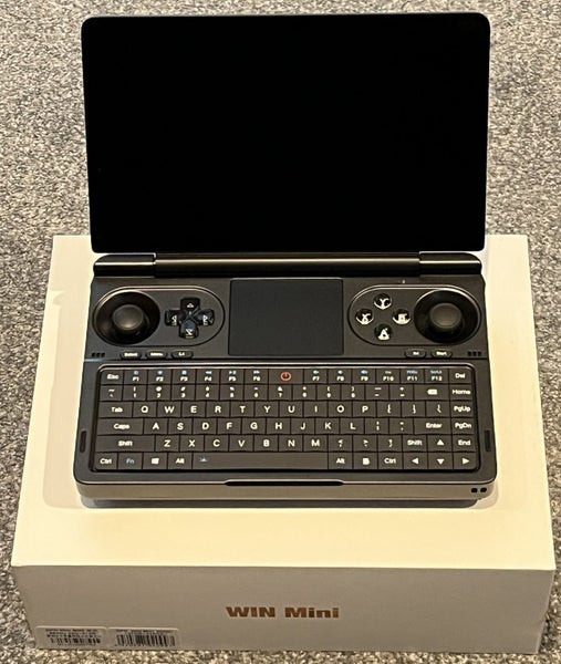 GPD WIN Mini 8840u 32GB (500gb)62968314208386112