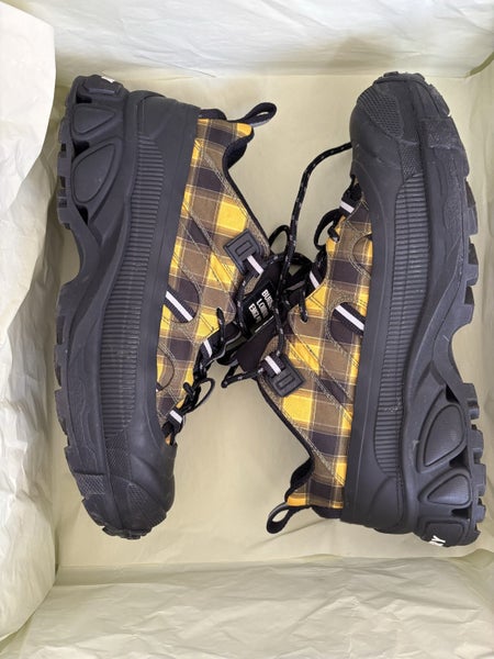 BURBERRY Low Cut SNEAKERS Carousel 2
