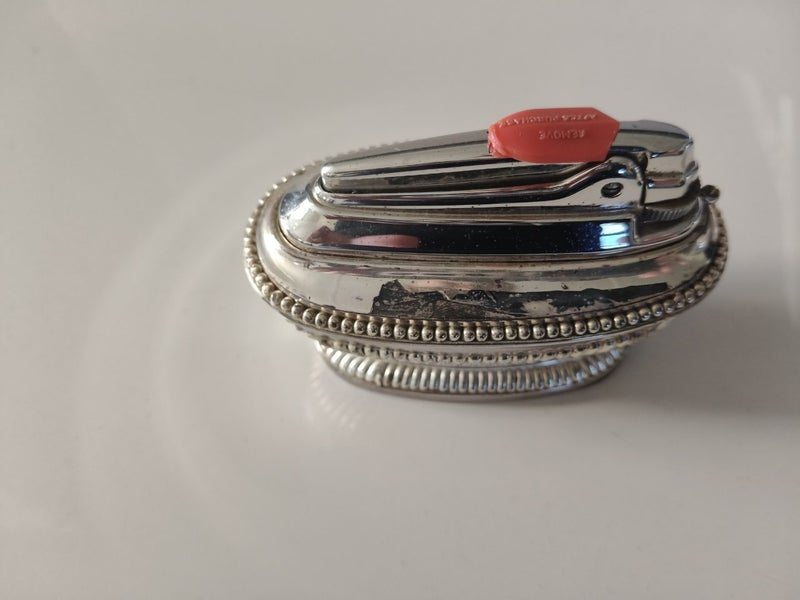 Ronson table lighter Carousel 3