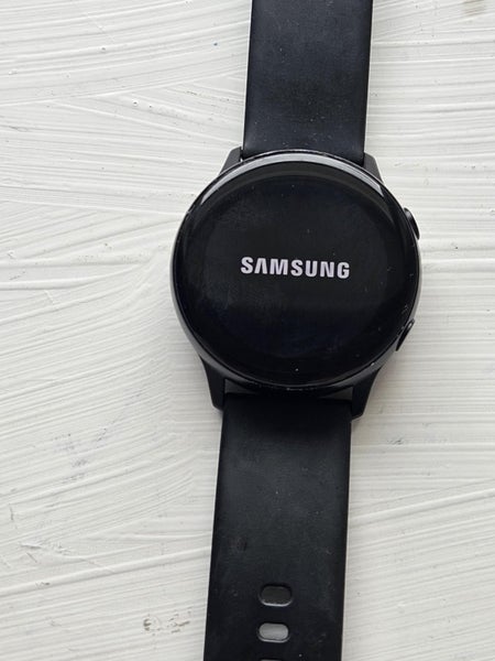 Samsung Galaxy Active SM-R500 Smartwatch Carousel 1