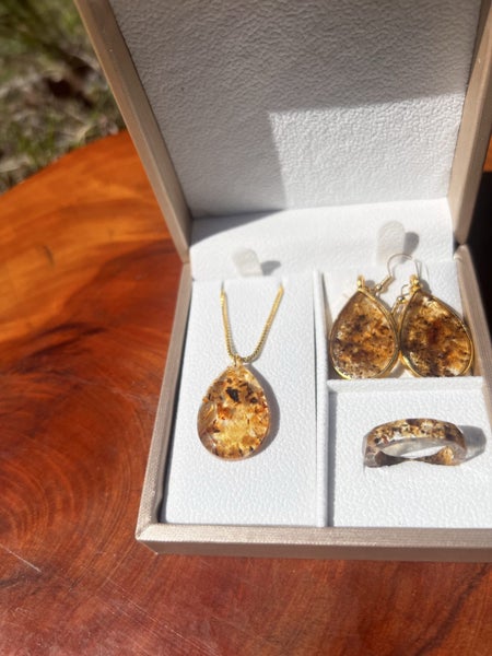 Kauri gum jewelry combo Carousel 2