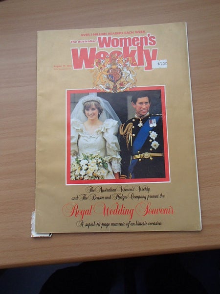 Royal Family Souvenir Magazines x 3 Carousel 3