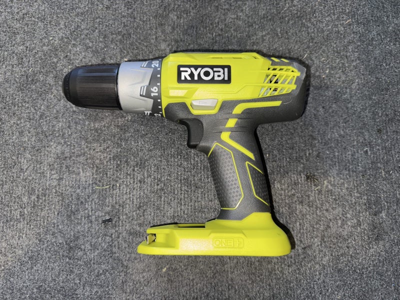 Ryobi one+ drill Carousel 1