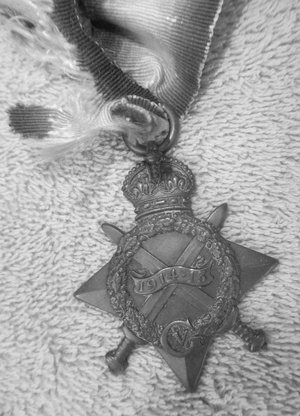 WW1 1914-15 STAR MEDAL NAMED ROYAL FUSILERS Carousel 1
