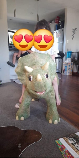 Kota the Dinosaur Carousel 1
