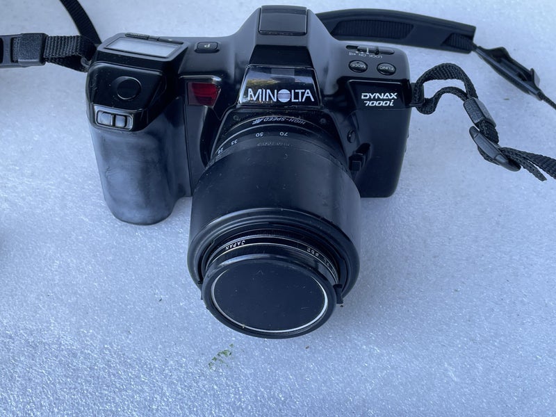 Minolta Dynax 7000i Carousel 2