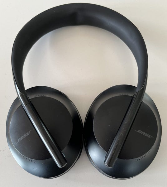 Excellent Bose NC 700 Wireless Bluetooth Headphones Carousel 1