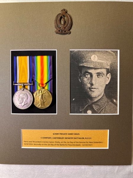 WW1 TWICE WOUNDED IN ACTION PAIR TO CANTERBURY INFANTRY BATTALION Carousel 2
