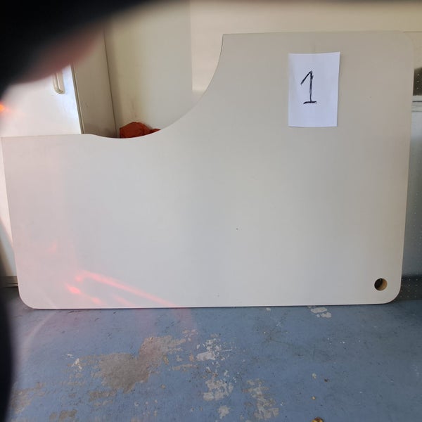 Desks - Corner - Quality. Can deliver $50. Pick up $162937629007874114