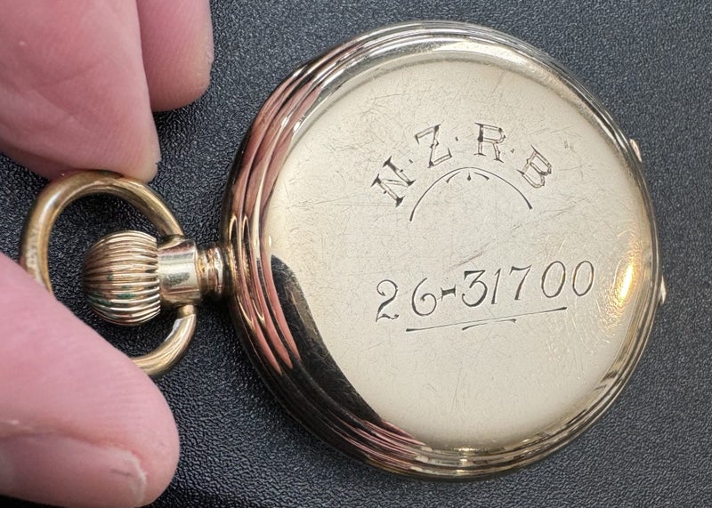 NZ WW1 GOLD PRESENTATION POCKET WATCH - 26/31700 William MCLAUGHLIN NZRB WIA Carousel 1
