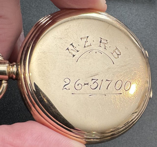 NZ WW1 GOLD PRESENTATION POCKET WATCH - 26/31700 William MCLAUGHLIN NZRB WIA Carousel 2