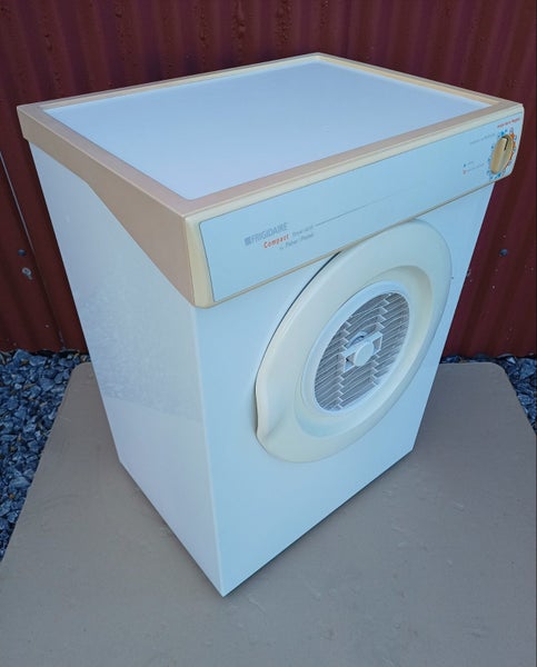 30 Day Warranty, Free Delivery* F&P Front Venting 3.5Kg Compact Dryer Carousel 2