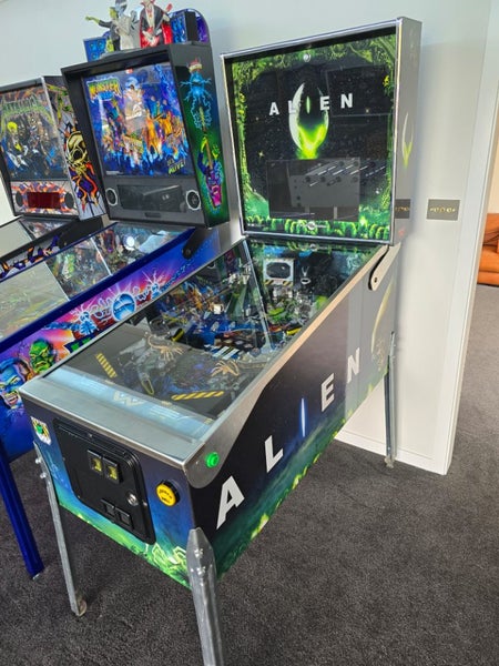 Alien Pinball Machine Carousel 4