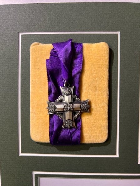 WW2 KILLED IN ACTION MEM. CROSS TO 36395 SAPPER GEORGE RICHARDS, 2ND N.Z.E.F. Carousel 2