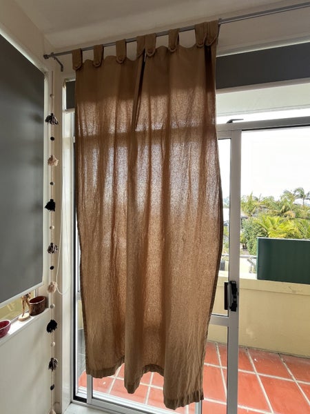 100% Cotton Curtains :: Wooden buttons Carousel 2