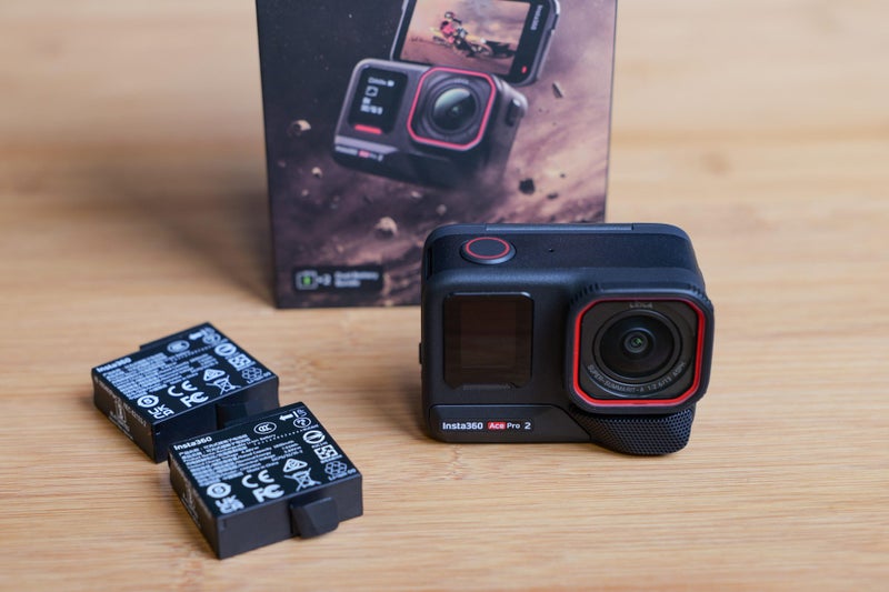 Insta360 Ace Pro 2 Bundle Carousel 1