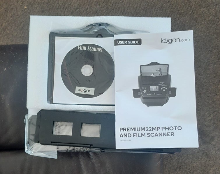 Kogan 22MP film and photo scanner Carousel 2
