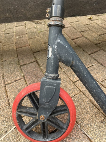 Razor scooter - kids to adults Carousel 2