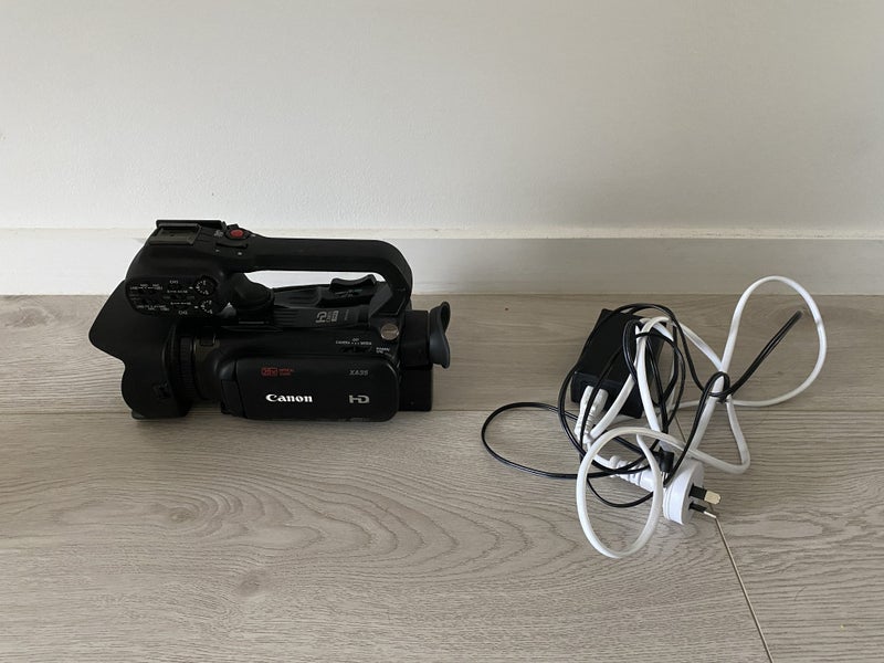 Canon XA35 video camera Carousel 2