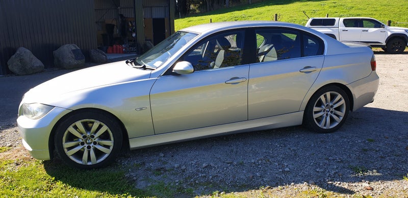 2008 BMW 323i62864746721666113